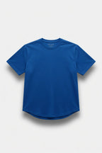 SLIM FIT BASIC TEE WITH A CURVED HEM FOR UNIQUE OUTLOOK