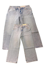 PREMIUM LADIES MID RISE WIDE LEG JEANS IN URBAN-RETRO FITTING