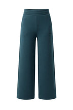 LADIES CROPPED FLARE LEG PANTS WHERE RELAXED FITTING COMES WITH CUSTOM FITTED OUTLOOK